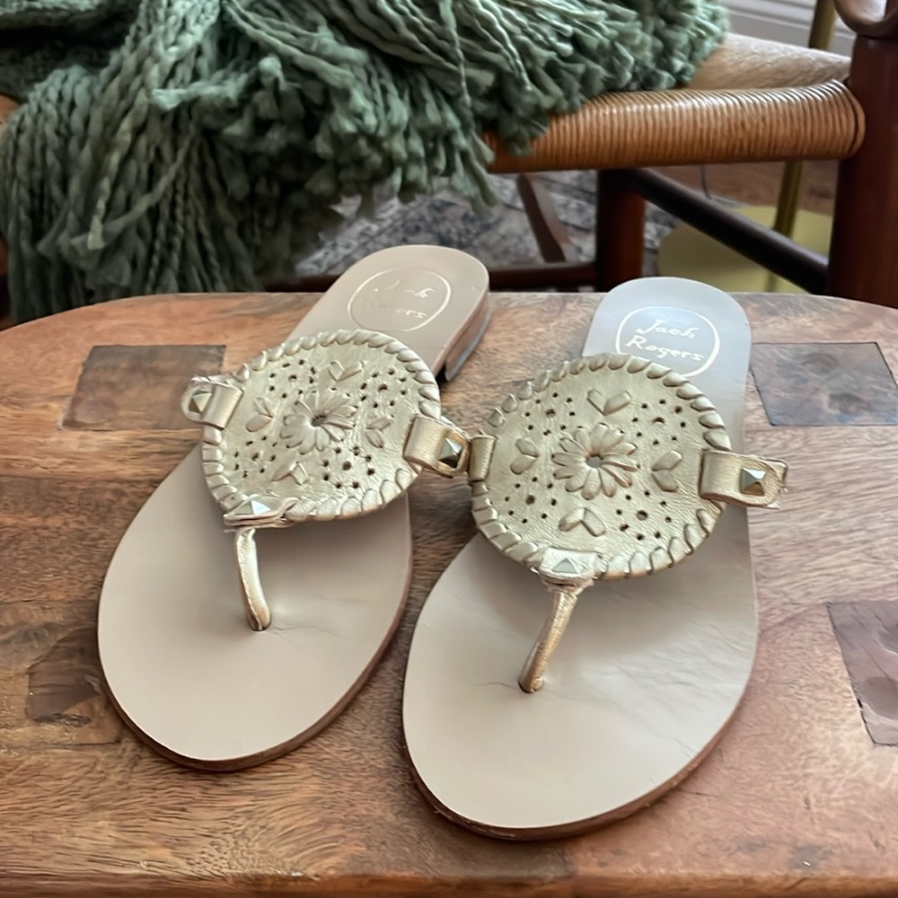 Jack Rogers gold slip on sandal women’s size 5 1/2 medium.
